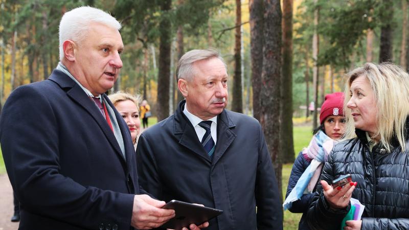 Александр Беглов предложил петербуржцам дать название безымянному скверу за Пискарёвским мемориальным кладбищем