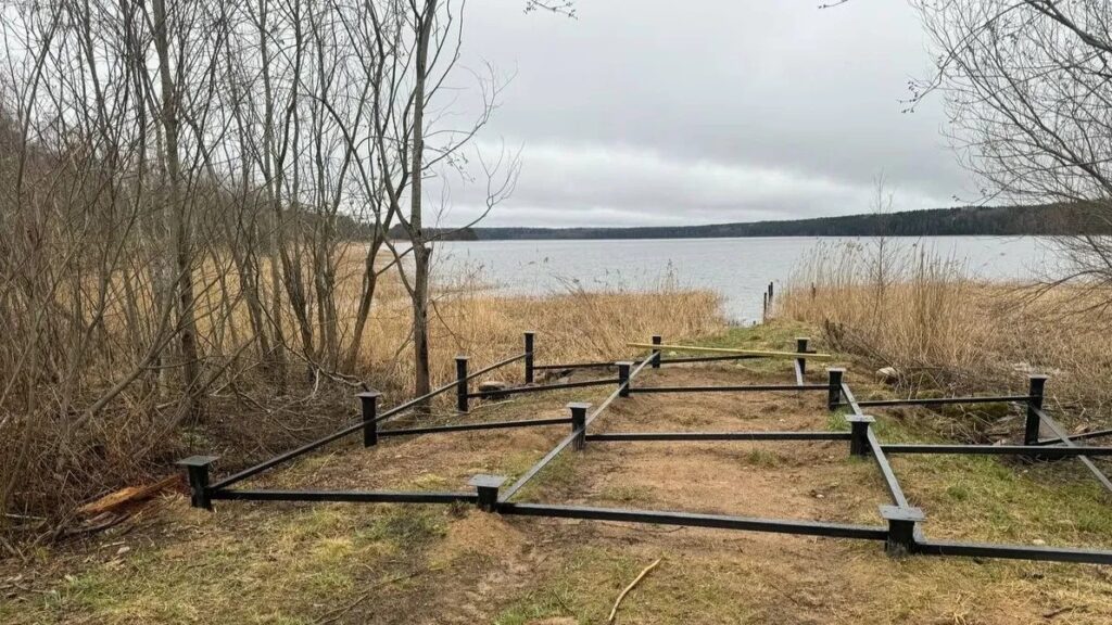 Жители Приозерского района пожаловались в Росприроднадзор на подозрительную стройку у Суходольского озера