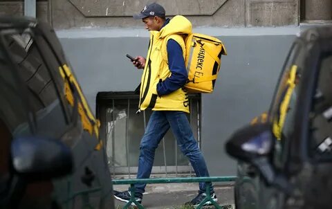 В Петербурге мигрантам запретят работать в некоторых сферах