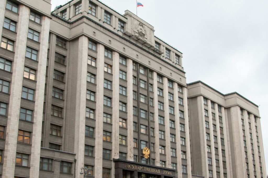В Госдуму внесен законопроект о пенсии детям, зачатым с помощью ЭКО после смерти отца