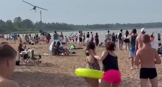 «Пусть люди привыкают»: полёт над пляжем в Коккорево объяснили заботой о мемориалах