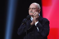 Михалков вспомнил о телефонном разговоре Путина с Алиевым