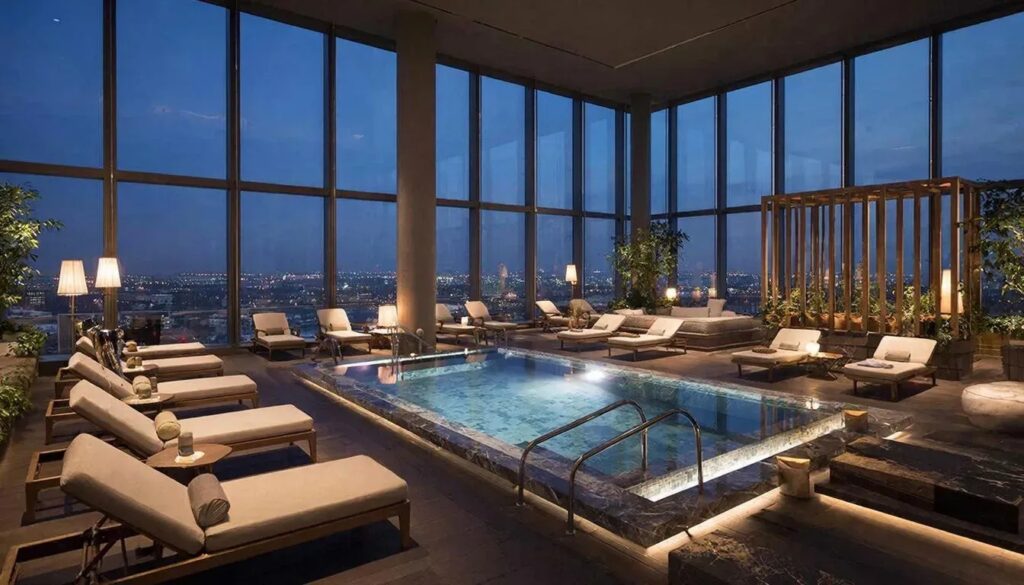 Первое SPA на крыше в Петербурге открылось в БЦ на набережной Фонтанки