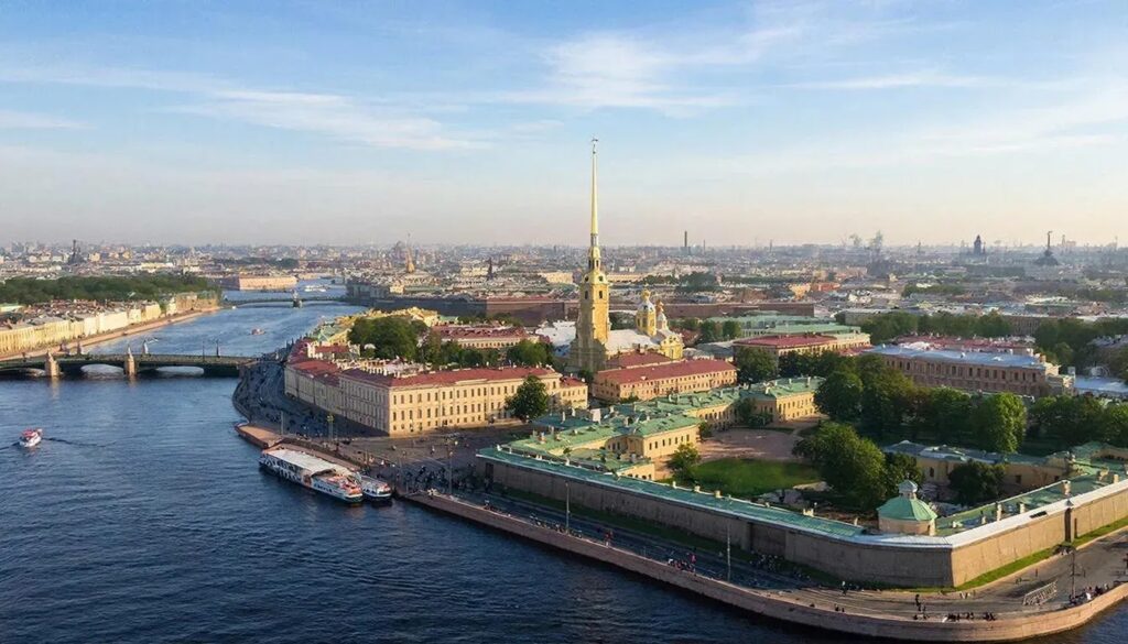 Путин пригласил президента Садыра Жапарова на саммит СНГ в Петербург