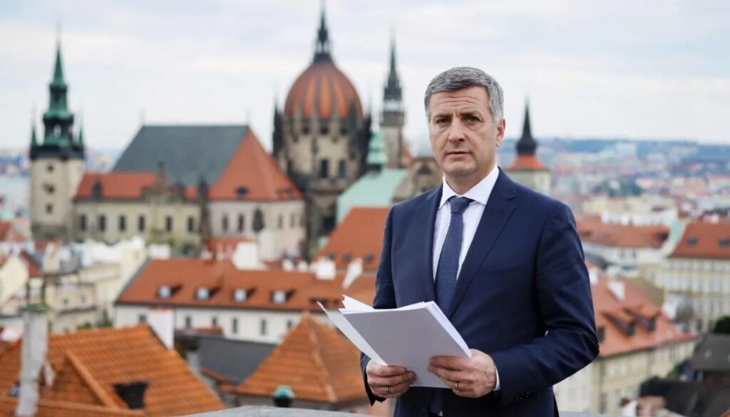 Противники помощи Украине сформировали правительство в Чехии