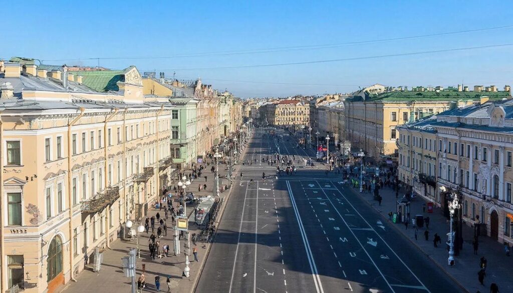 Бизнес оставляет Невский проспект