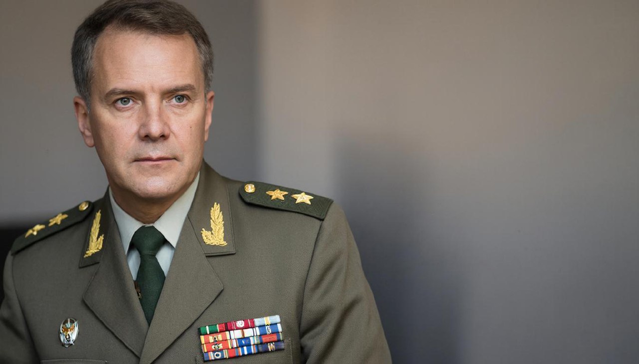 Немецкий министр обороны, пугавший Европу скорой войной с Россией, внезапно передумал