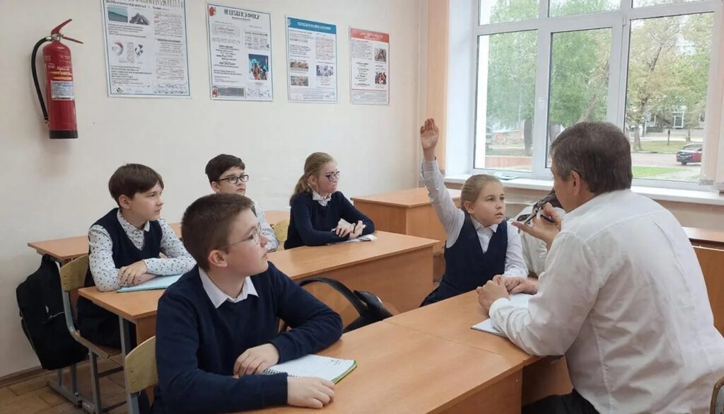 Школьников научат собирать дроны на уроках по основам защиты Родины