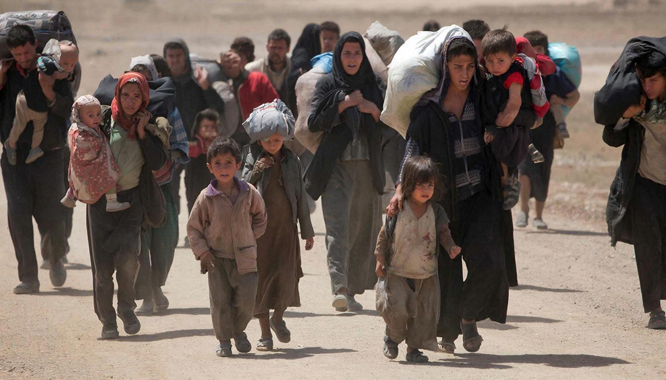 Детей мигрантов могут обязать в 18 лет выехать из России