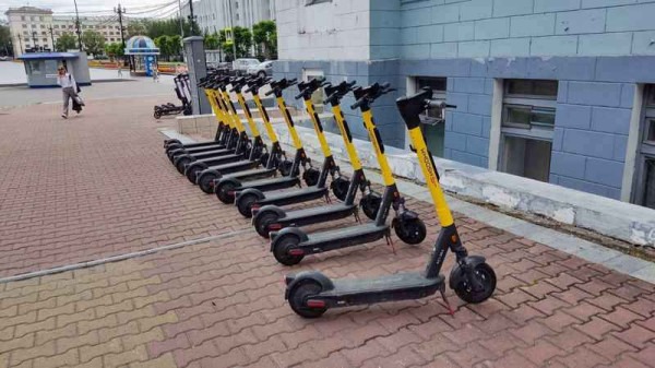 В Петербурге хотят сделать специальную разметку для парковки электросамокатов