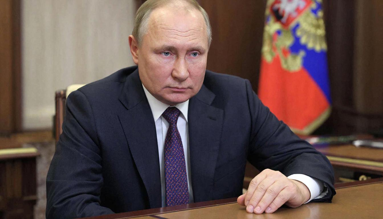 Путин поручил активно набирать ветеранов СВО в полицию