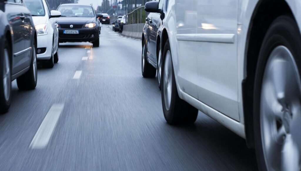 Глава Ford выставил на продажу редкий спорткар De Tomaso Pantera из своего гаража