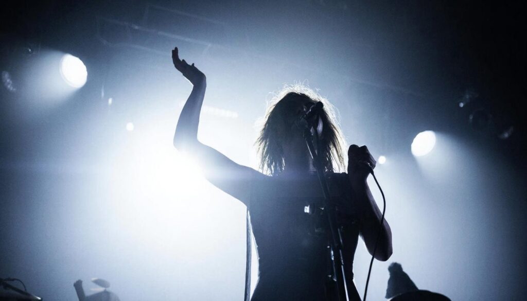 Певица Клава Кока объявила о помолвке с блогером Димой Масленниковым