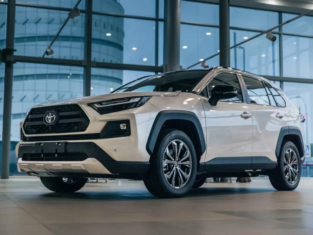 Toyota возглавила рейтинг самых популярных «параллельных» машин