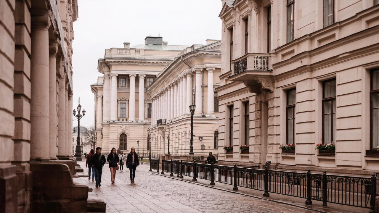 Особняк начала прошлого века продают в Петербурге за 800 млн рублей