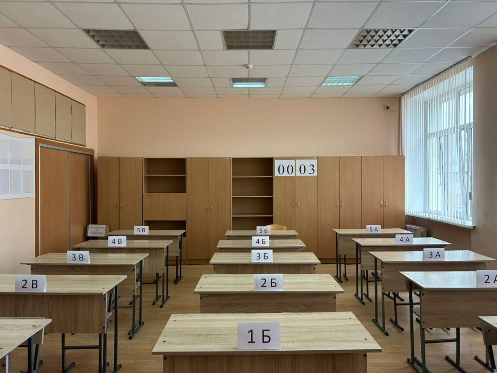Результат выпускницы, набравшей на ЕГЭ 500 баллов, проверит Минпросвещения